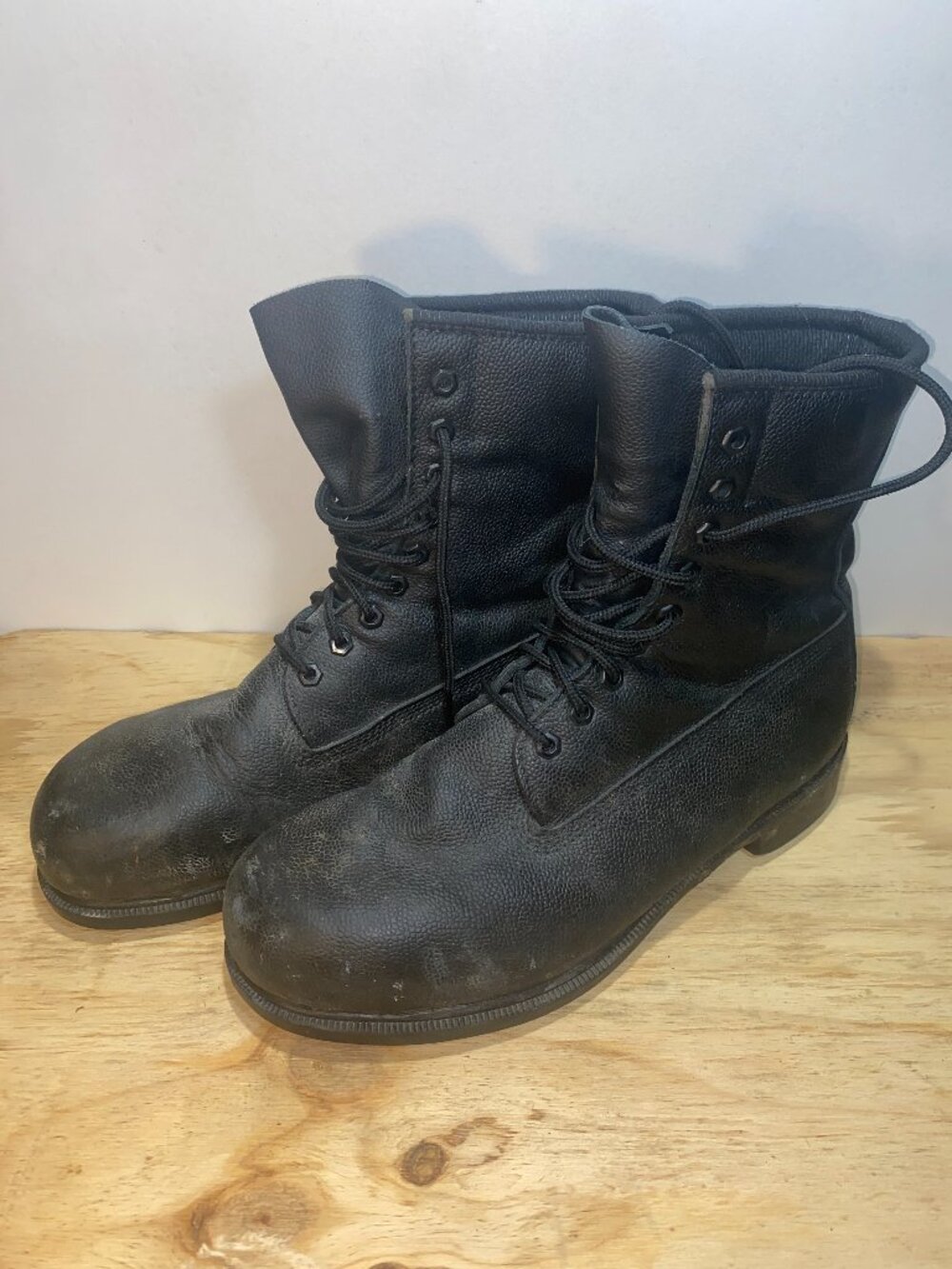 Canadian Military General Purpose Leather Combat Boots Size US 11 CSA Approved
